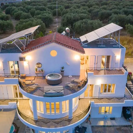Villa The White House Hersonissos (Crete)